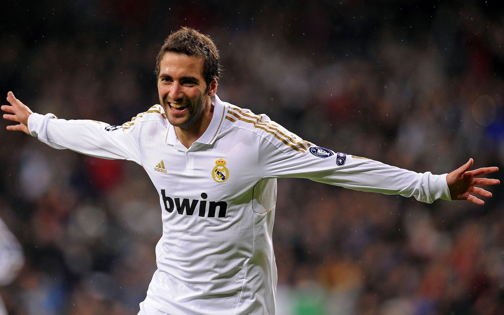 爱游戏官方论坛-詹姆斯训练后接受采访表示状态越来越好，詹姆斯训练有多刻苦